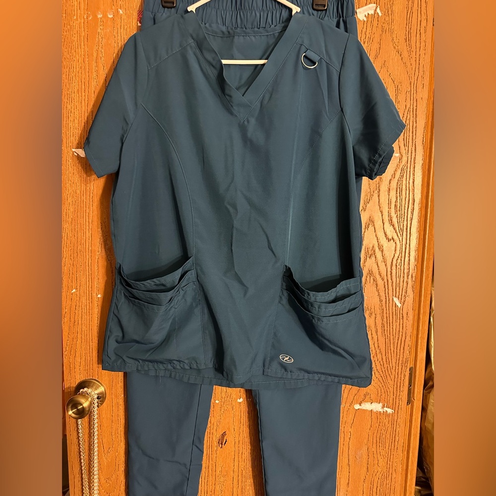 navy blue scrubs